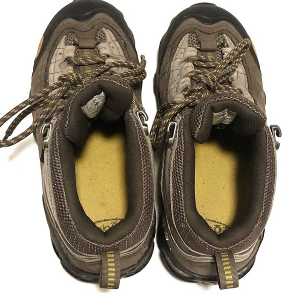 Oboz Shoes Oboz Yellowstone Mid Hiking Boots Poshmark